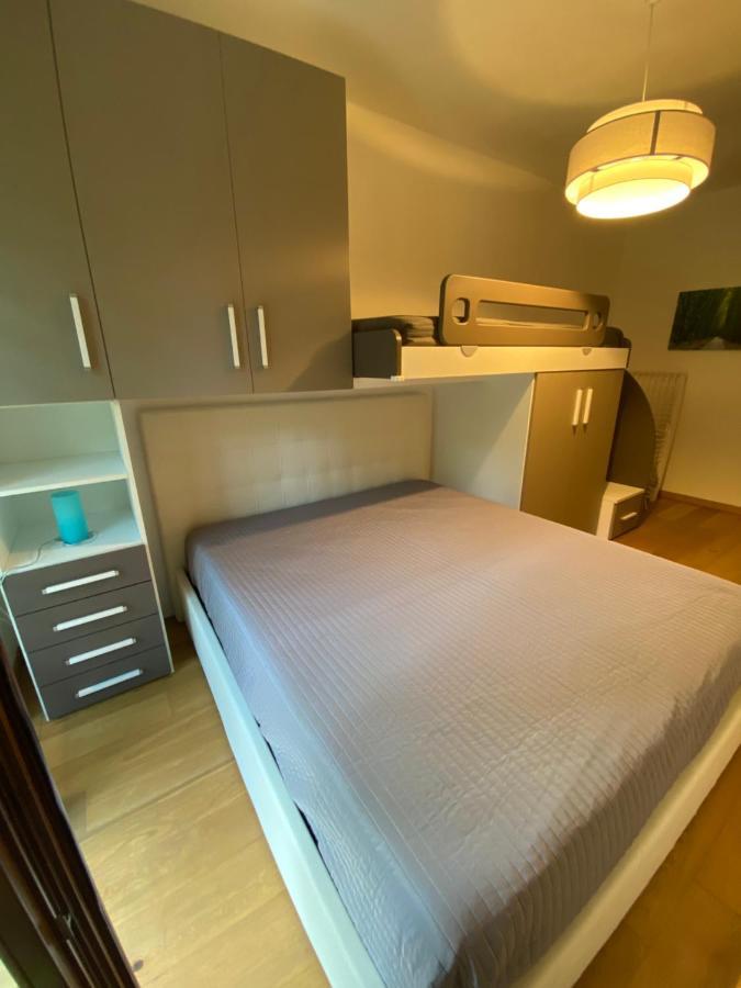 Moro Nest Apartment Monvalle Екстериор снимка