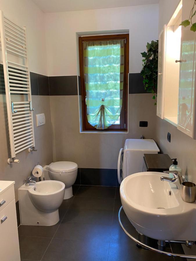 Moro Nest Apartment Monvalle Екстериор снимка